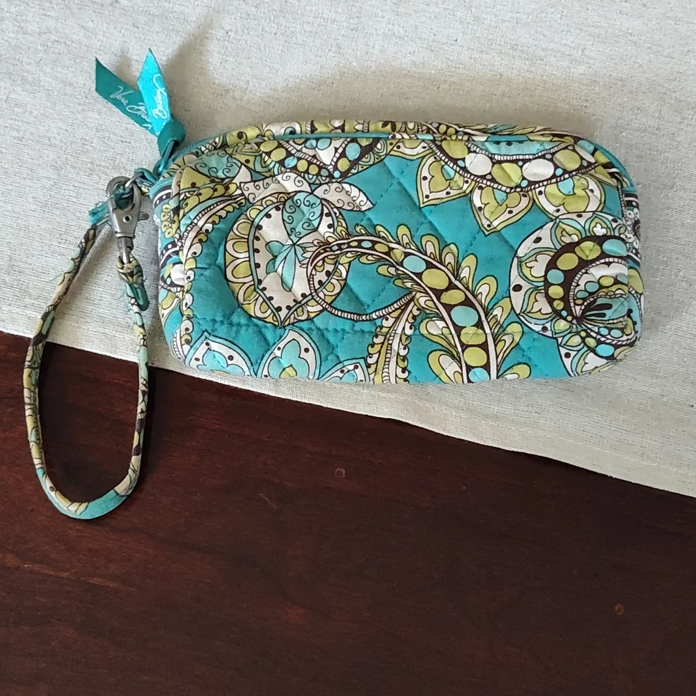 Wallets - Picture 3 of 3
